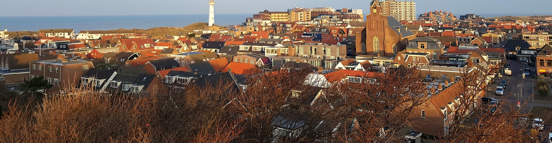 Egmond aan Zee vanaf Torensduin.jpg
